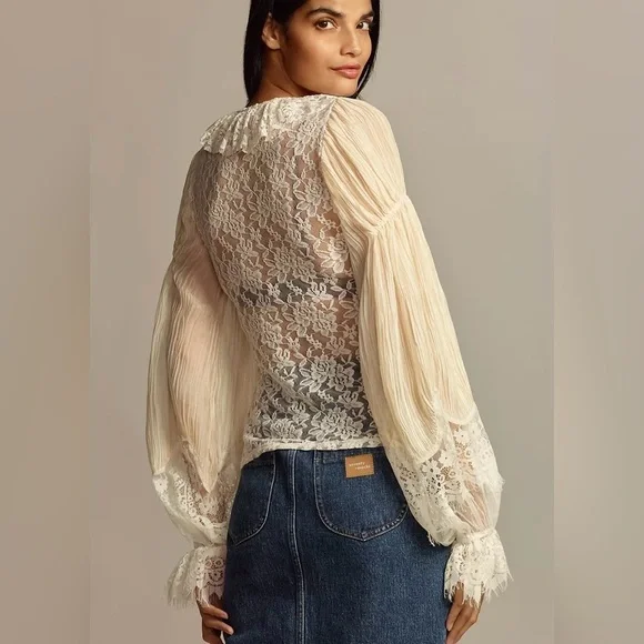 NWT Size M - By Anthropologie Wide-Sleeve Sheer Lace Top - Picture 4 of 16